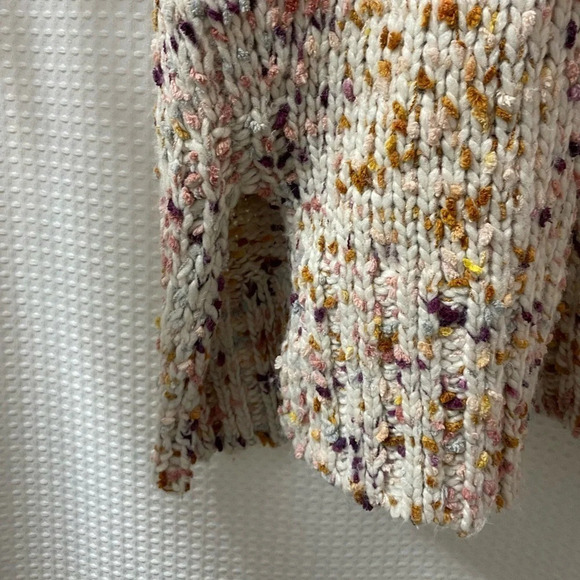 NWOT L&G Flecked Chenille Poncho Sweater - Picture 6 of 9